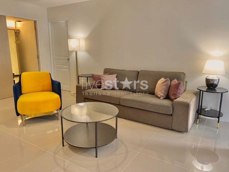 Appartement moderne de 4 chambres à louer à Phrom Phong