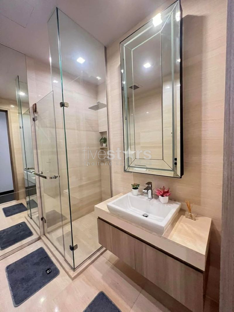 2 Chambres à vendre sur Phrompong, photo 11