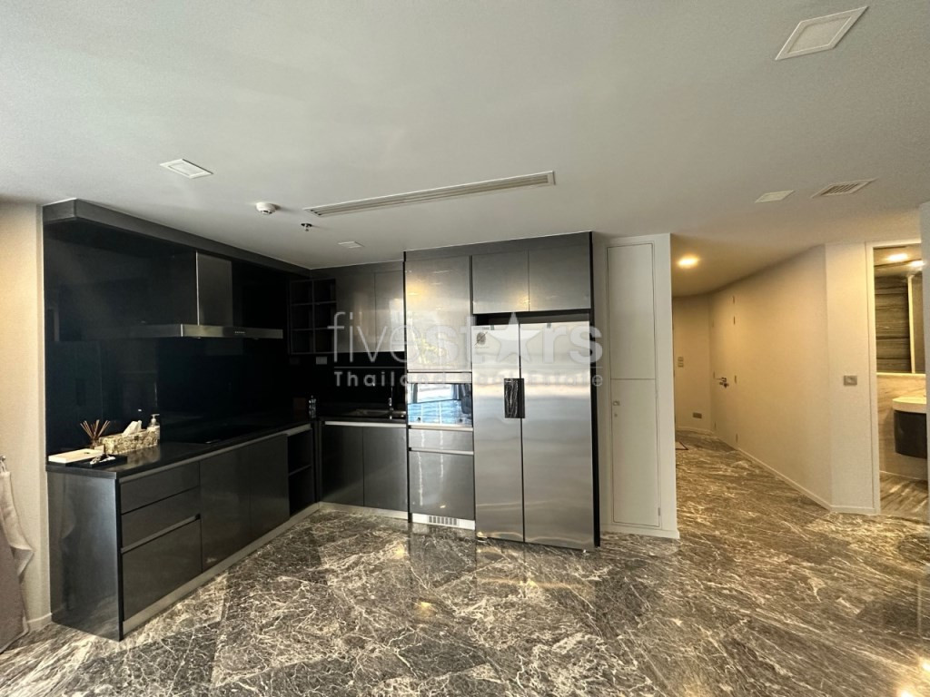 Appartement de 3 chambres à vendre près de la station Phrom Phong BTS, photo 7