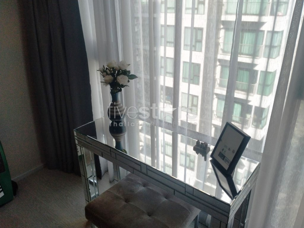 Condo 2 chambres à vendre près de la station BTS Thonglor, photo 15