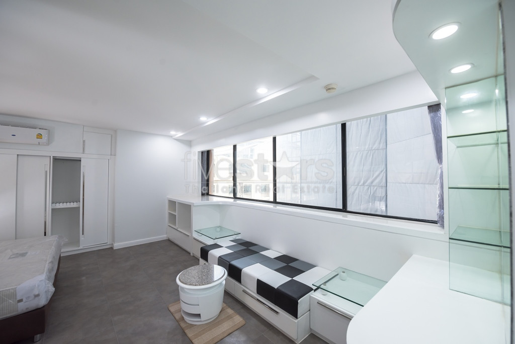 Condo de 3 chambres acceptant les animaux à vendre à Phrom Phong, photo 11