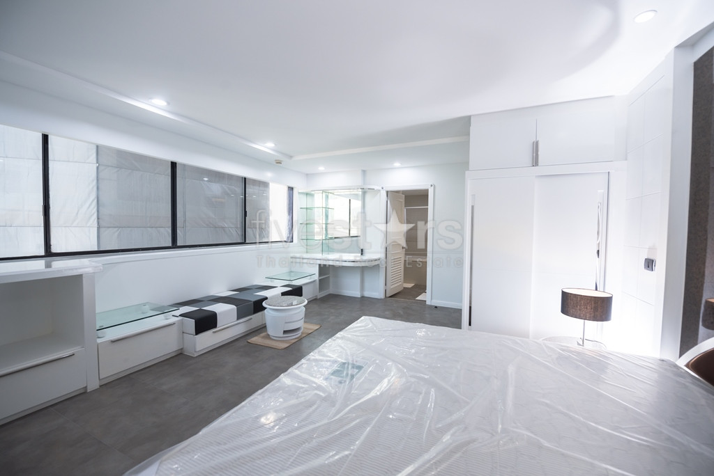 Condo de 3 chambres acceptant les animaux à vendre à Phrom Phong, photo 7
