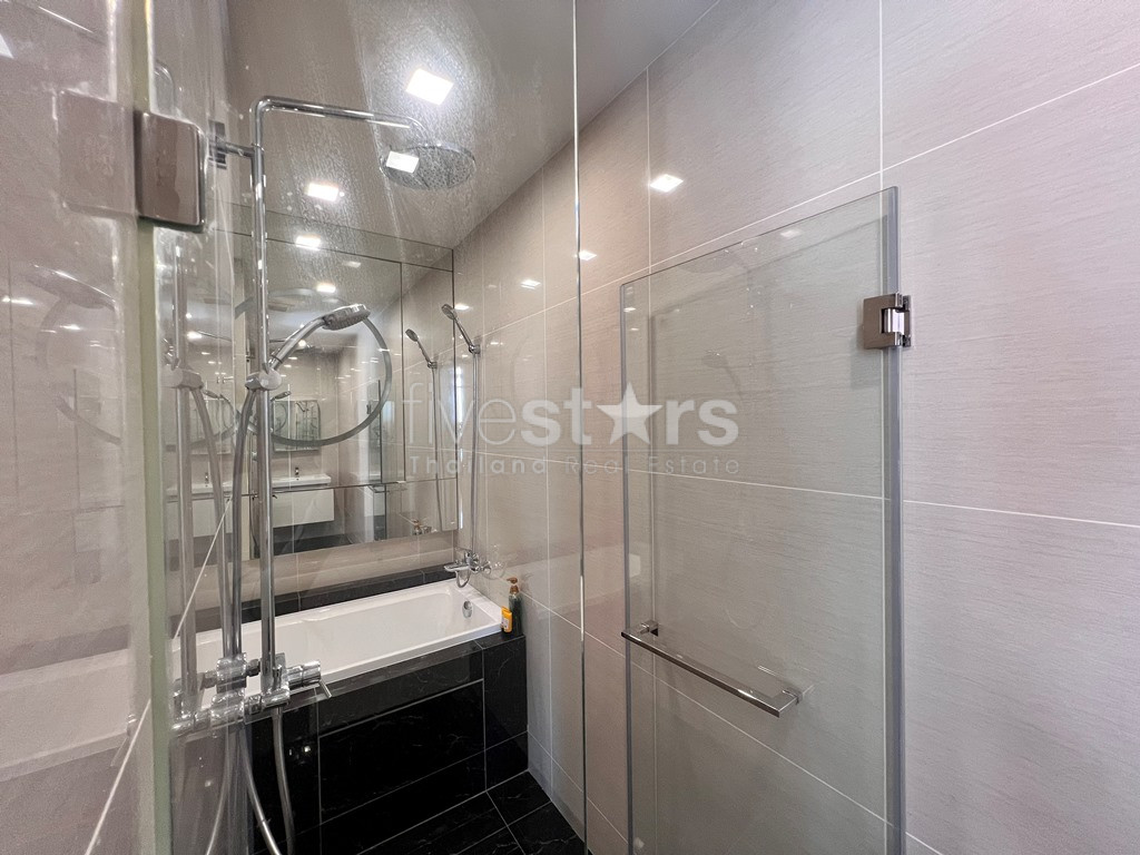 Condo de 2 chambres à vendre sur Phrom Phong, photo 12