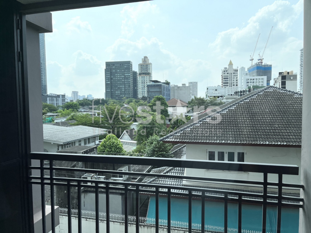 Condo 1 chambre de faible hauteur à louer sur Thonglor, photo 2