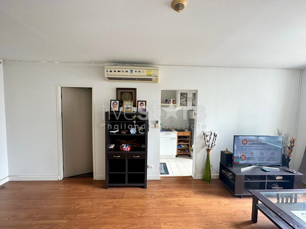Appartement d'une chambre à vendre proche BTS Phromphong, photo 4