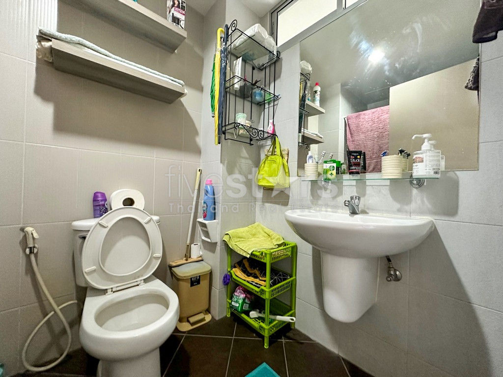 Appartement d'une chambre à vendre proche BTS Phromphong, photo 10