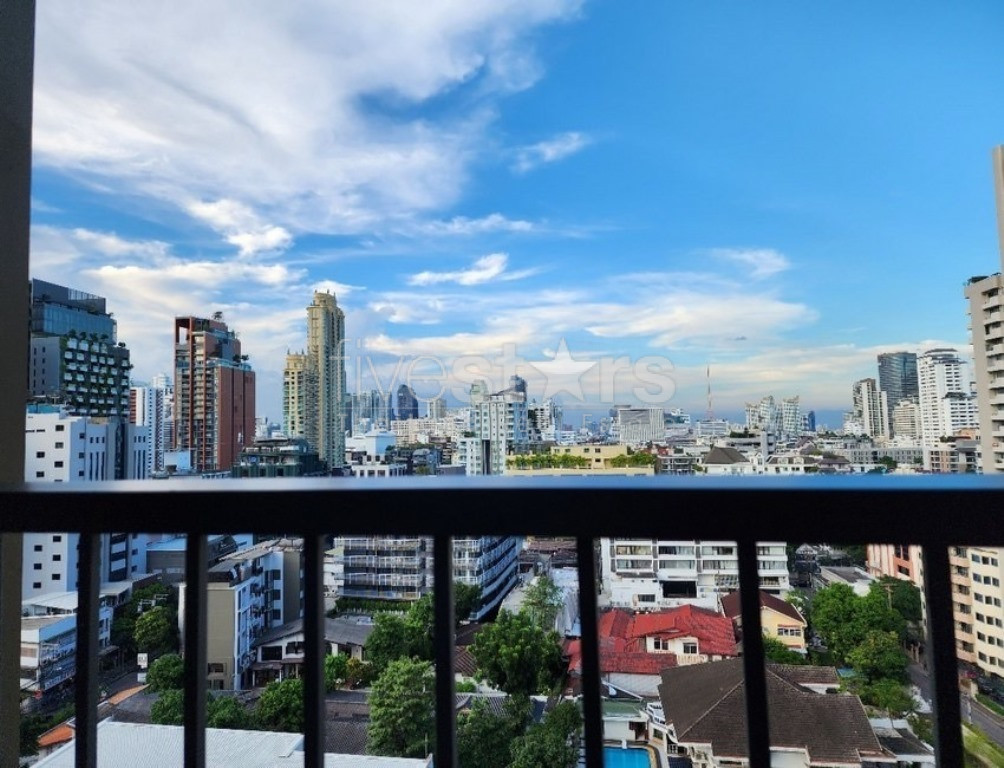 Condo neuf de 1 chambre à louer sur Asoke à Phrom Phong, photo 2