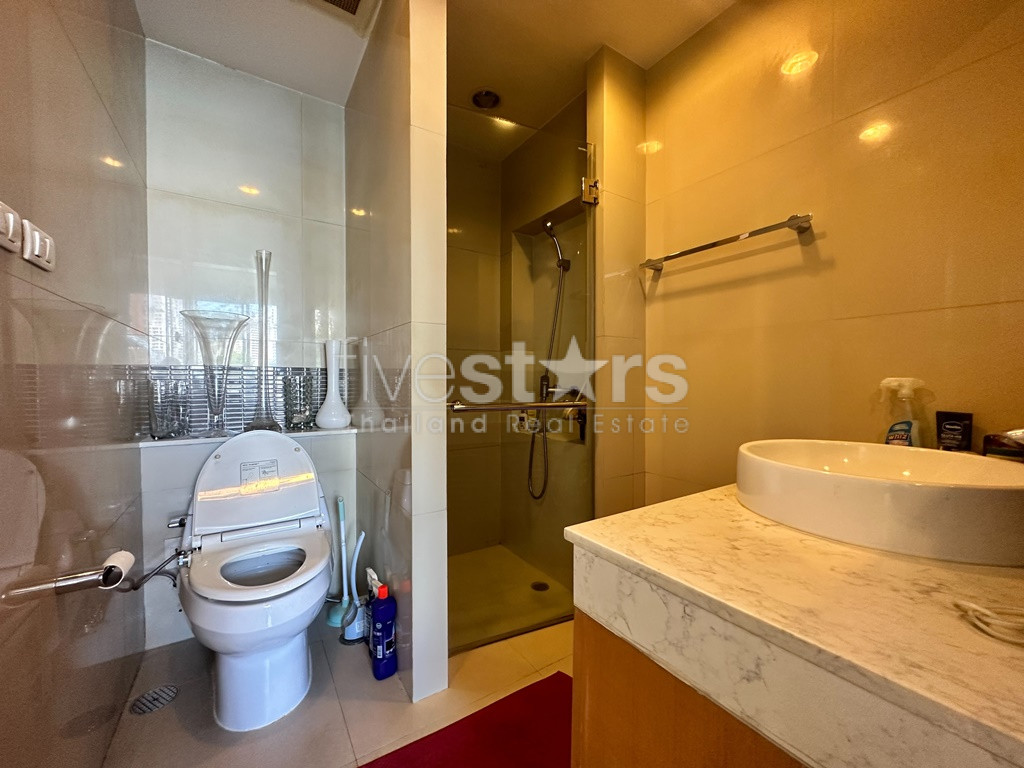 2-bedroom condo for sale on Phrom Phong, Sukhumvit 39, photo 10