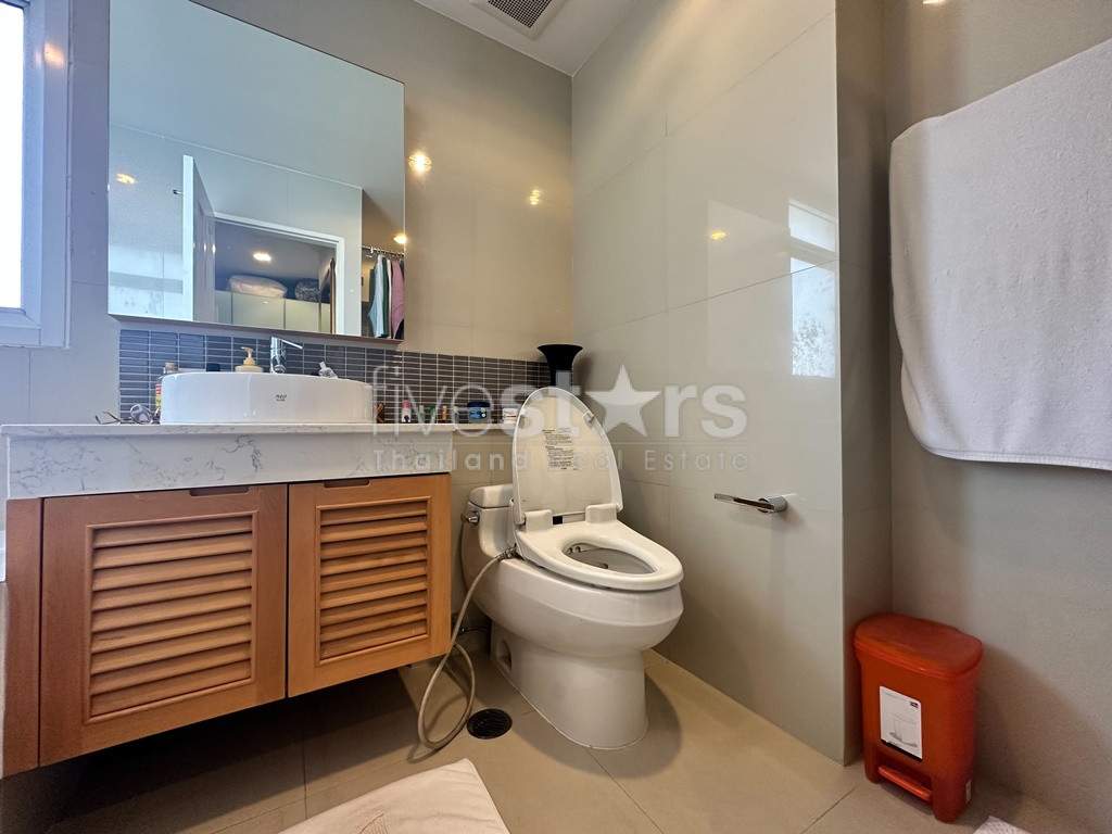 2-bedroom condo for sale on Phrom Phong, Sukhumvit 39, photo 12