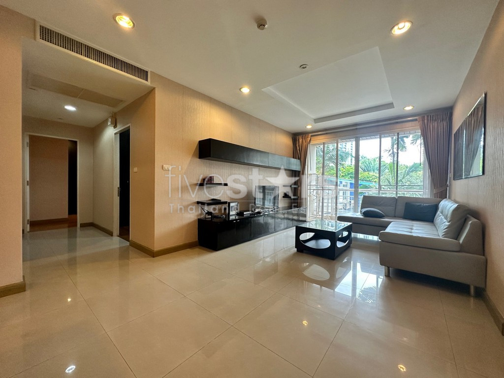 Appartement de 2 chambres spacieux à vendre quartier Phromphong