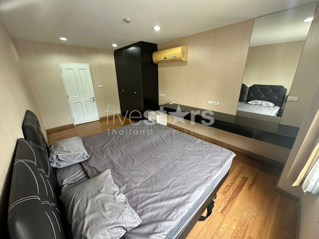 Appartement de 2 chambres spacieux à vendre quartier Phromphong, photo 9