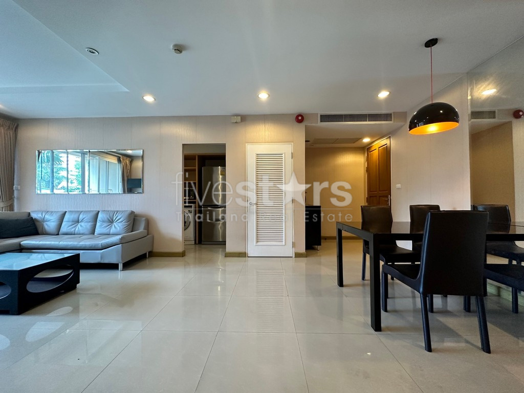 Appartement de 2 chambres spacieux à vendre quartier Phromphong, photo 4