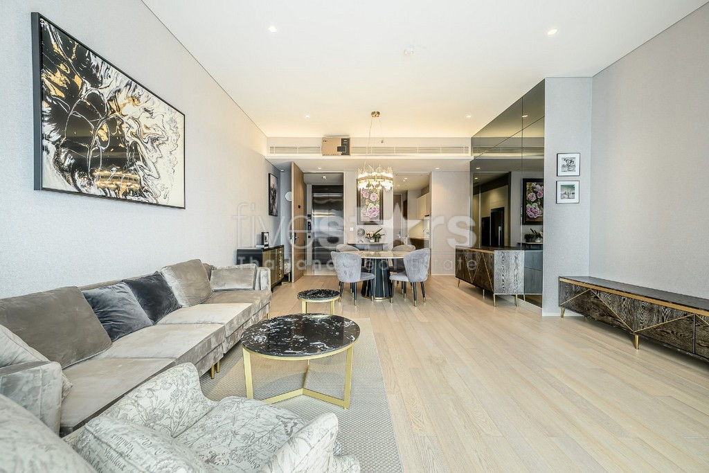 Appartement de standing de 2 chambres à vendre quartier Thonglor