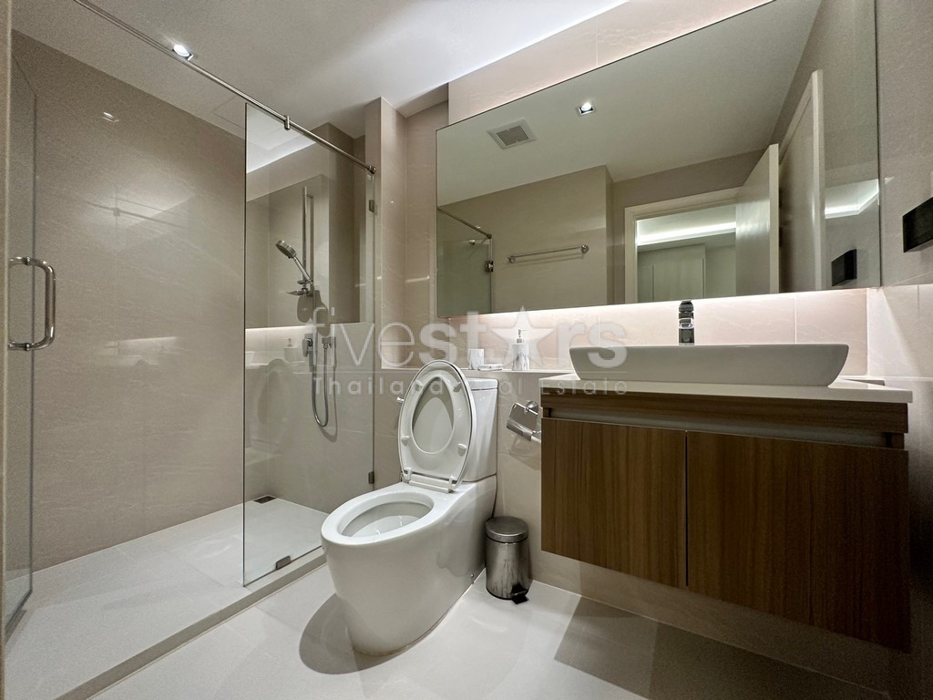 Appartement 2 chambres moderne à vendre proche BTS Thonglor, photo 14