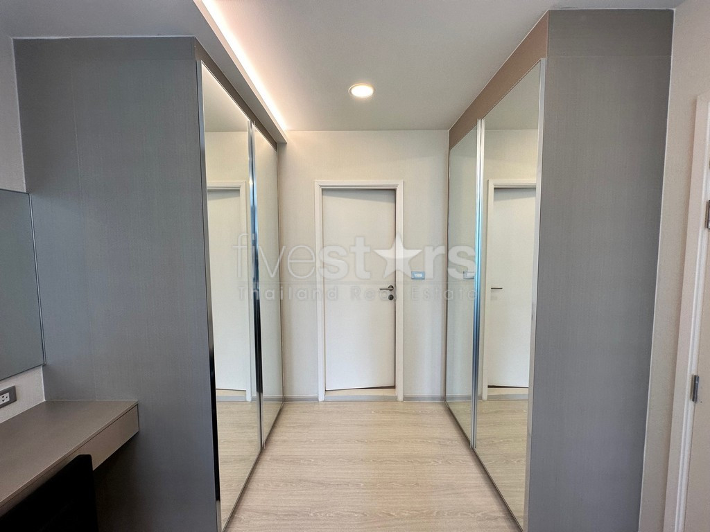 Appartement 2 chambres moderne à vendre proche BTS Thonglor, photo 11