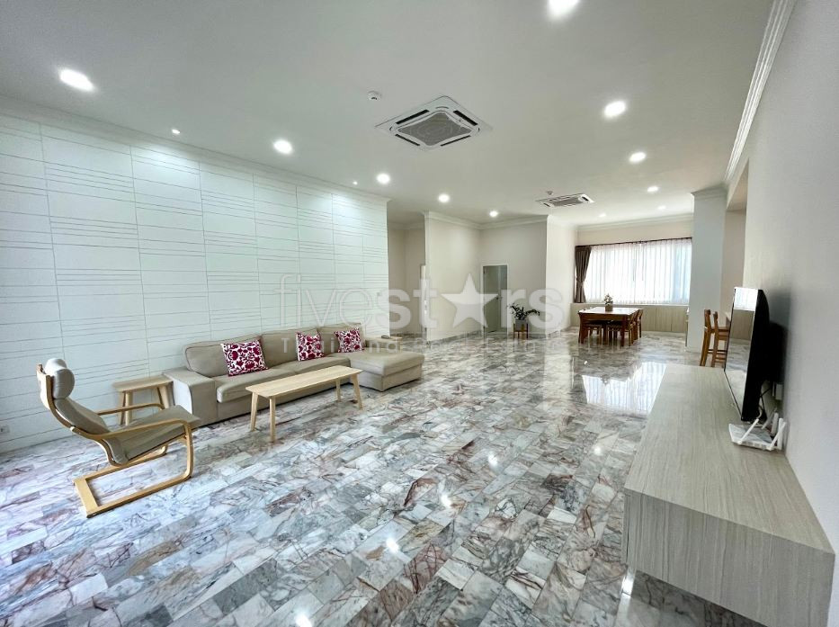 Appartement japonais de 3 chambres à louer à Phrom Phong, photo 2