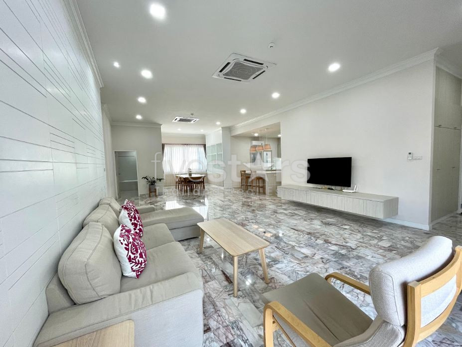 Appartement japonais de 3 chambres à louer à Phrom Phong