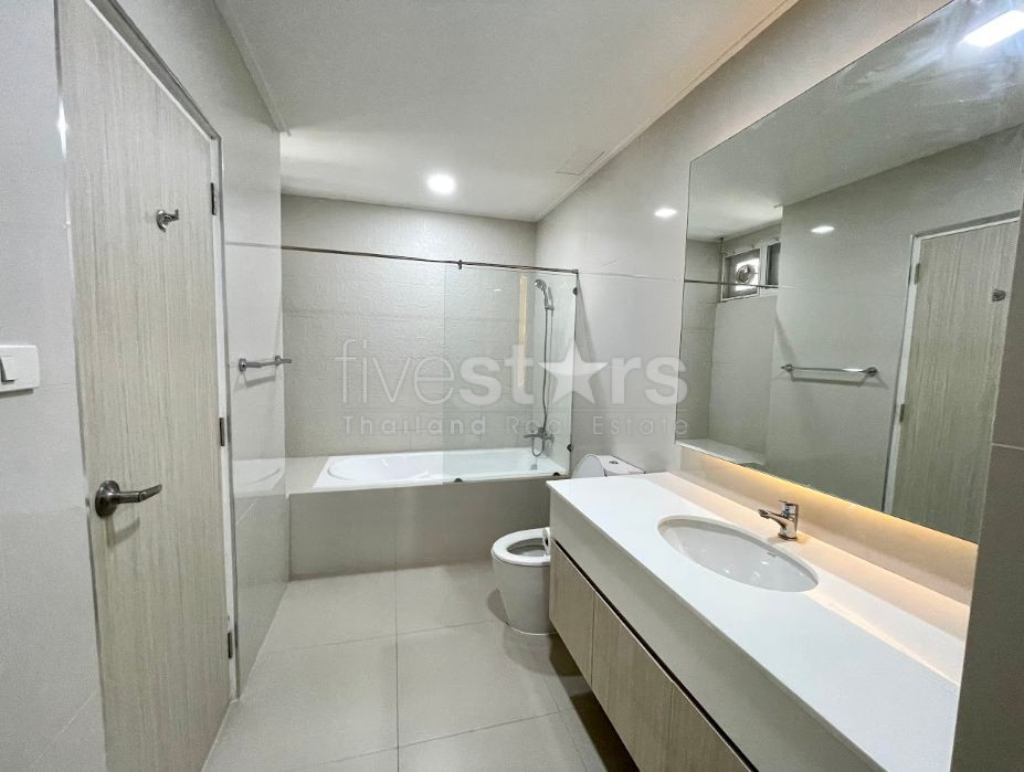 Appartement japonais de 3 chambres à louer à Phrom Phong, photo 18