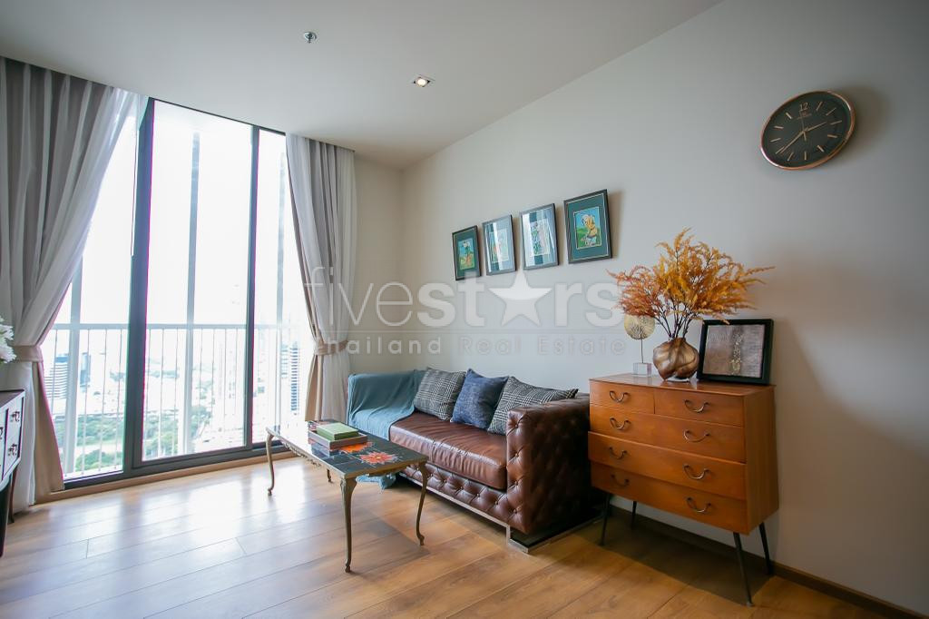 Condo de 2 chambres à vendre près de la station BTS Phrom Phong, photo 3