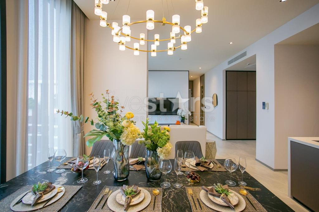 Condo de luxe de 3 chambres à louer près de la station Thonglor BTS, photo 3