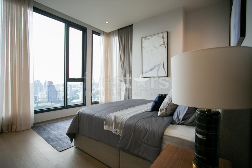 Condo de luxe de 3 chambres à louer près de la station Thonglor BTS, photo 11