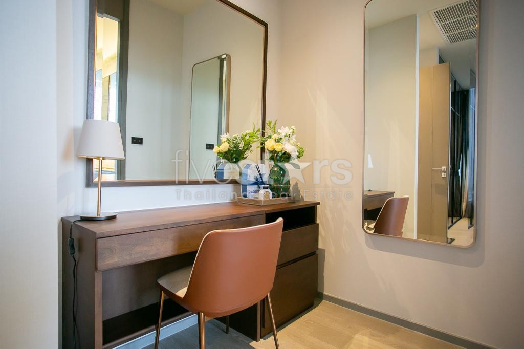 Condo de luxe de 3 chambres à louer près de la station Thonglor BTS, photo 13