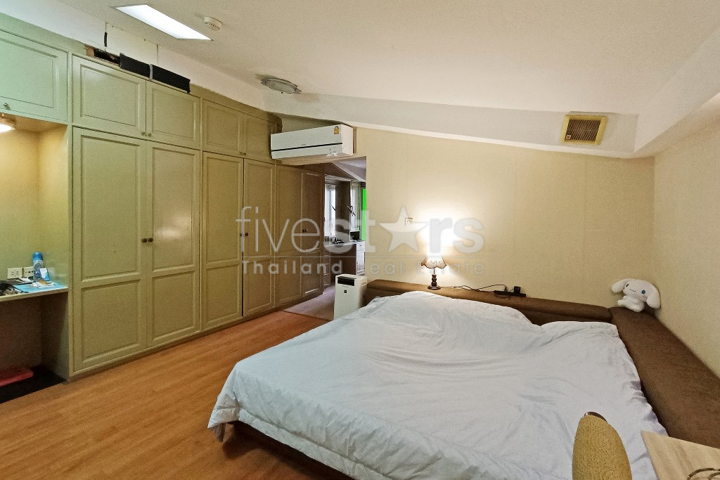 Duplex de 4 chambres à vendre à proximité de la station BTS Phrom Phong, photo 6