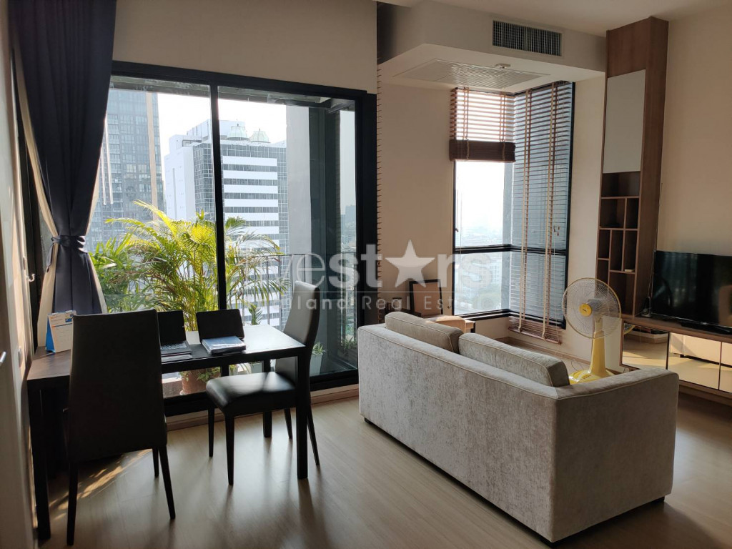 Condo 1 chambre à vendre sur Thonglor à Petchaburi