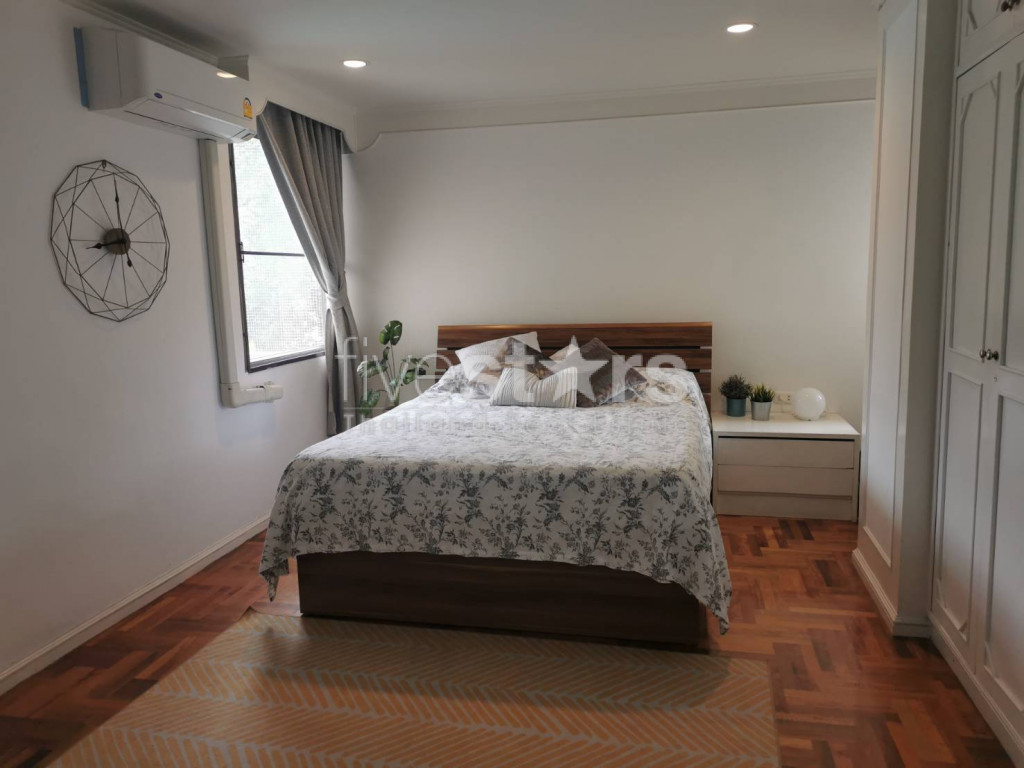 Manoir de 3 chambres à louer sur Phrom Phong à Thonglor, photo 8