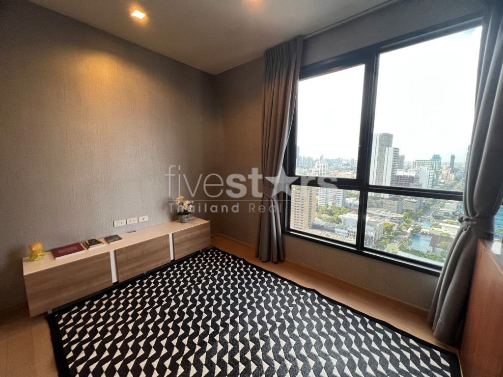 Condo 2 chambres à louer à Thonglor, photo 6
