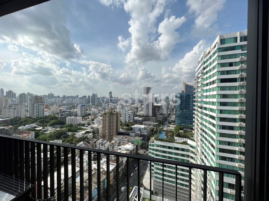 Condo 2 chambres à louer à Thonglor, photo 2