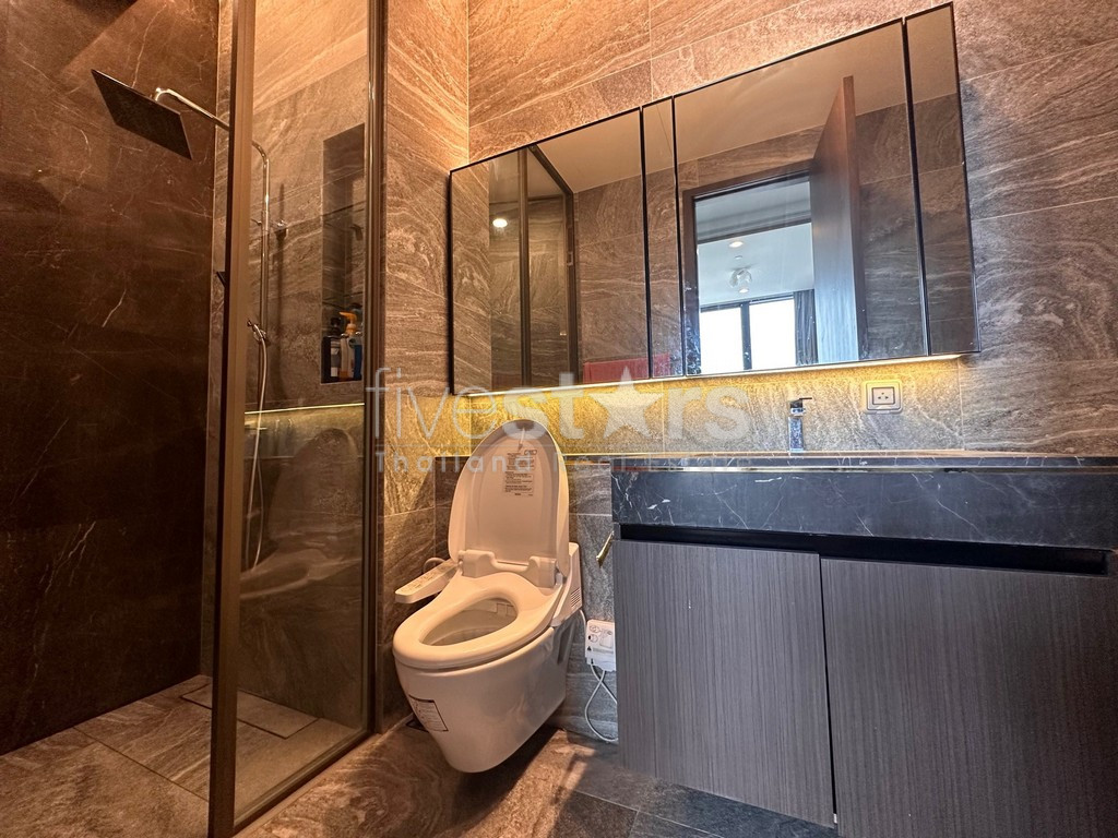 Appartement de standing d'une chambre à vendre connecté au BTS Thonglor, photo 12