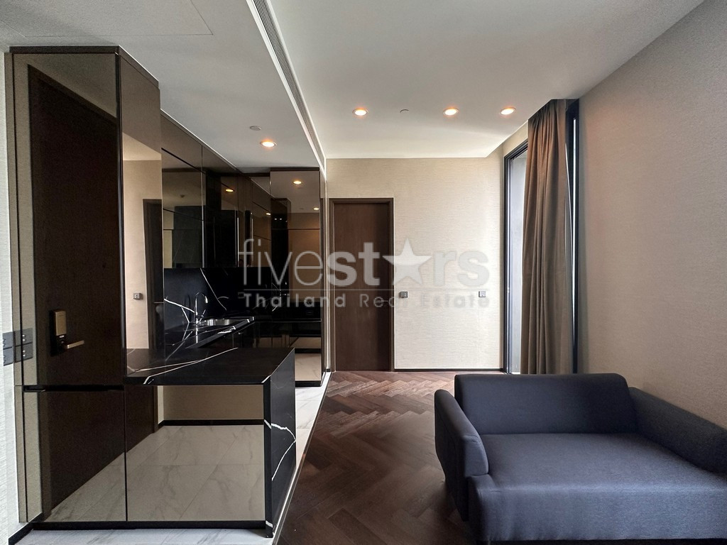 Appartement de standing d'une chambre à vendre connecté au BTS Thonglor, photo 3