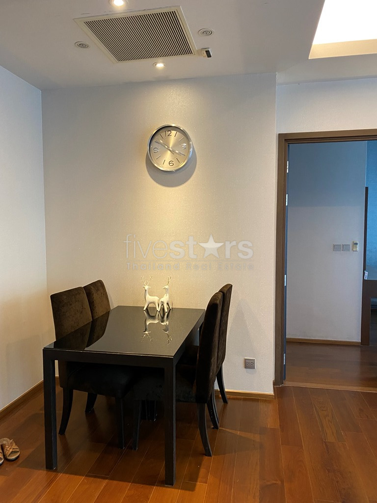 Condo de 2 chambres récemment rénové à louer près de la station de BTS Thong Lo, photo 8
