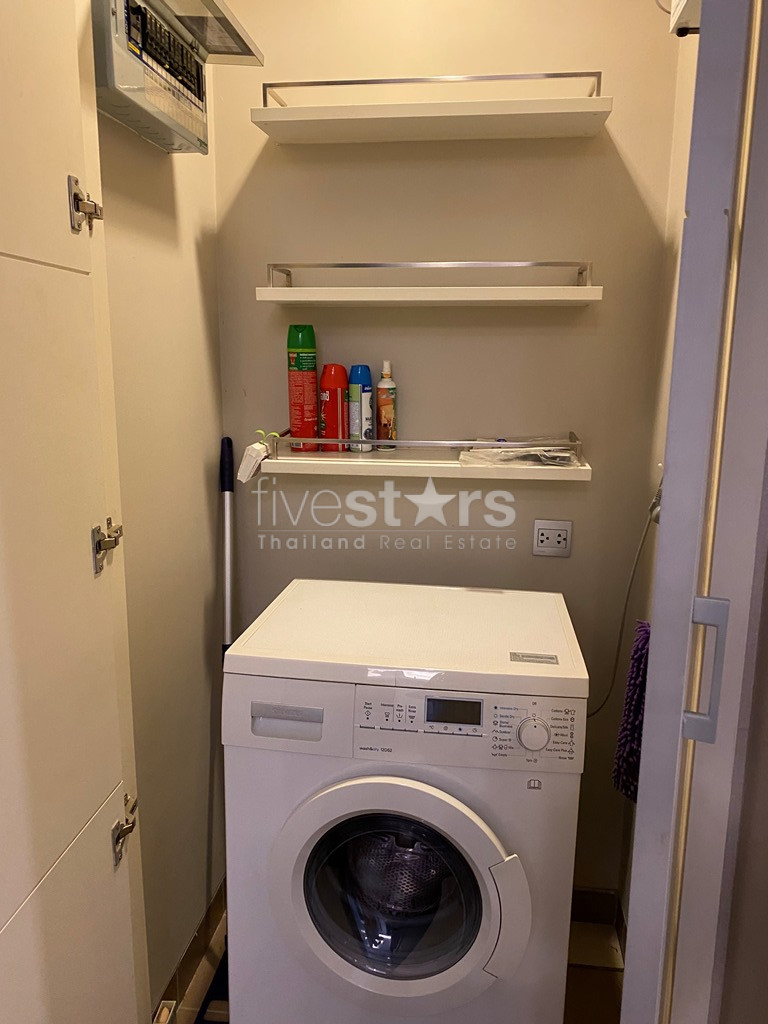 Condo de 2 chambres récemment rénové à louer près de la station de BTS Thong Lo, photo 10