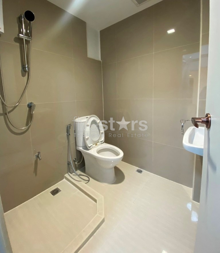 Condo de 3 chambres récemment rénové à louer près de la station BTS Phrom Phong, photo 4