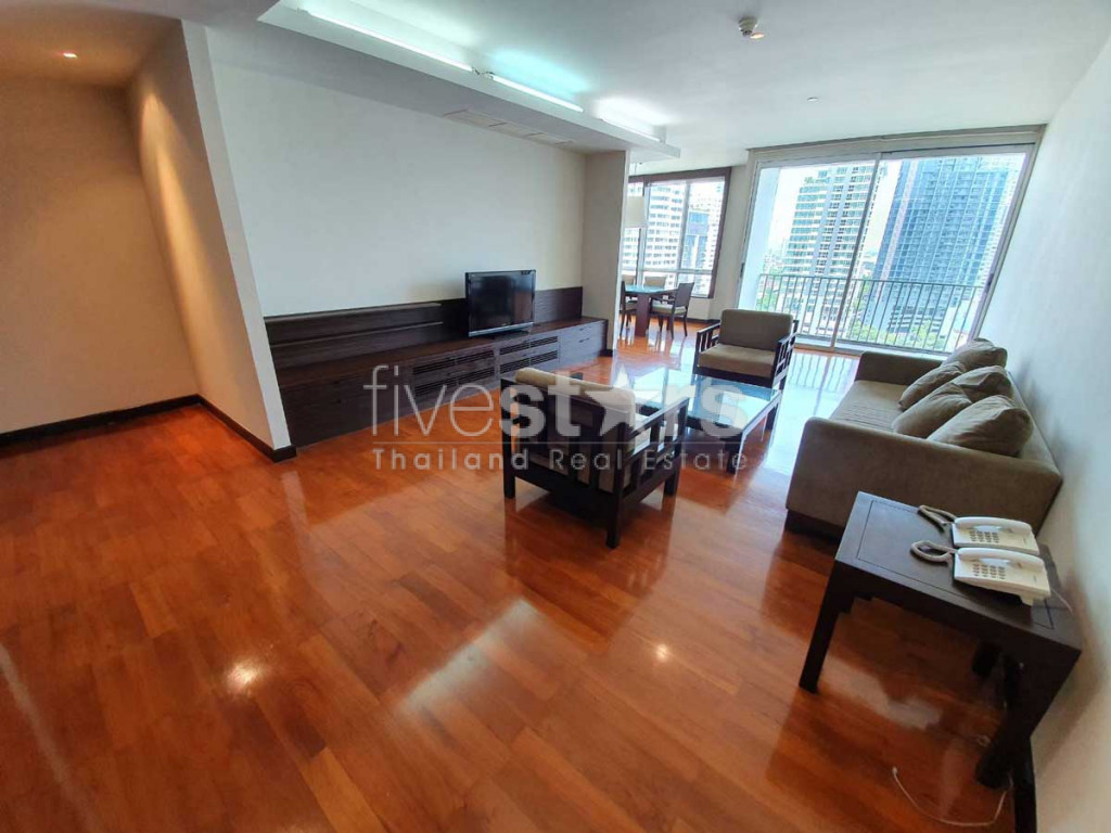 Grand condo de 3 chambres à louer à Stringlor, photo 2