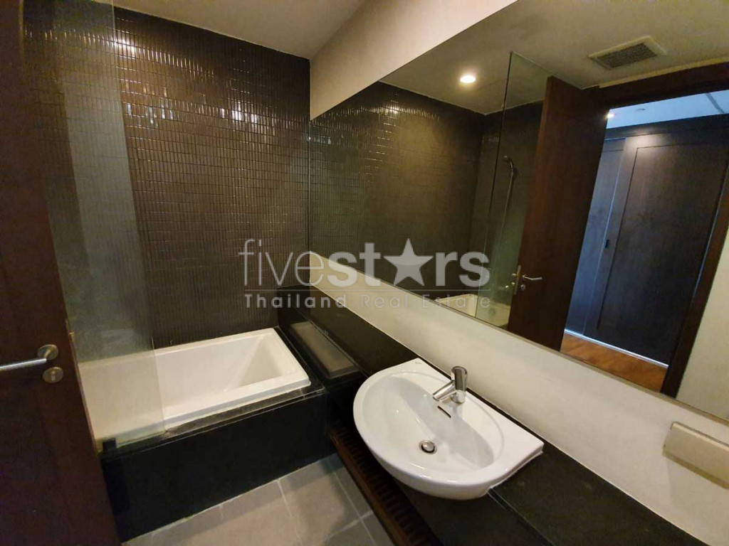 Grand condo de 3 chambres à louer à Stringlor, photo 5