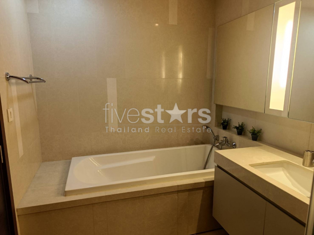 Condo de 2 chambres à louer situé à la station Thong Lor BTS, photo 13