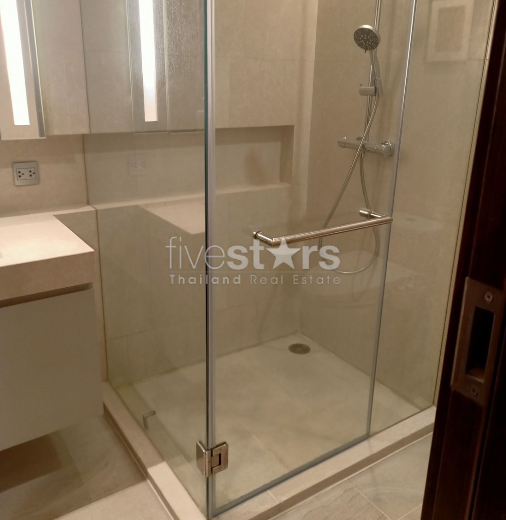Condo de 2 chambres à louer situé à la station Thong Lor BTS, photo 8