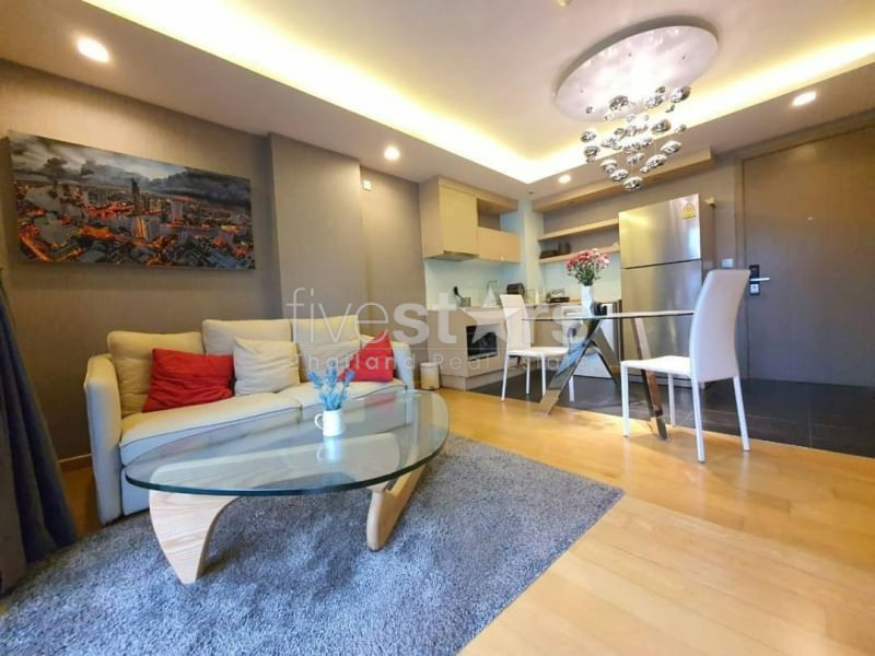 Condo 1 chambre à louer sur Thonglor