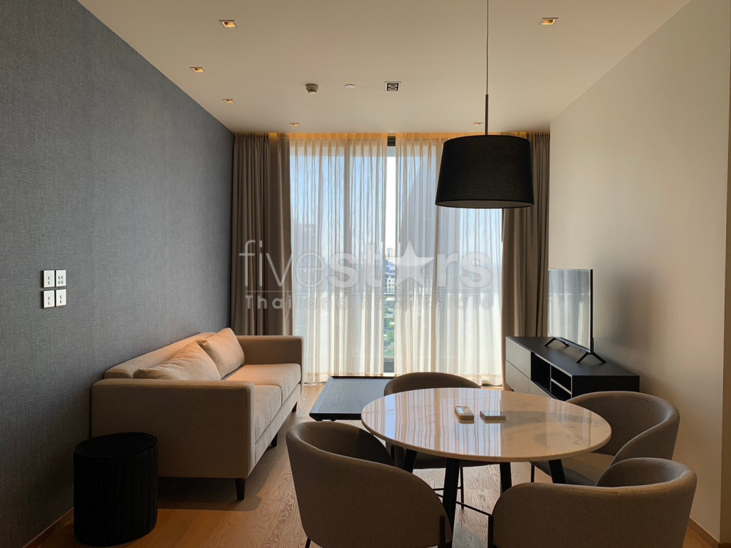 Moderne 2 chambres à louer à Phrom Phong
