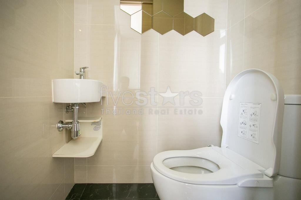 Condo de 2 chambres à louer à Phrom Phong, photo 13