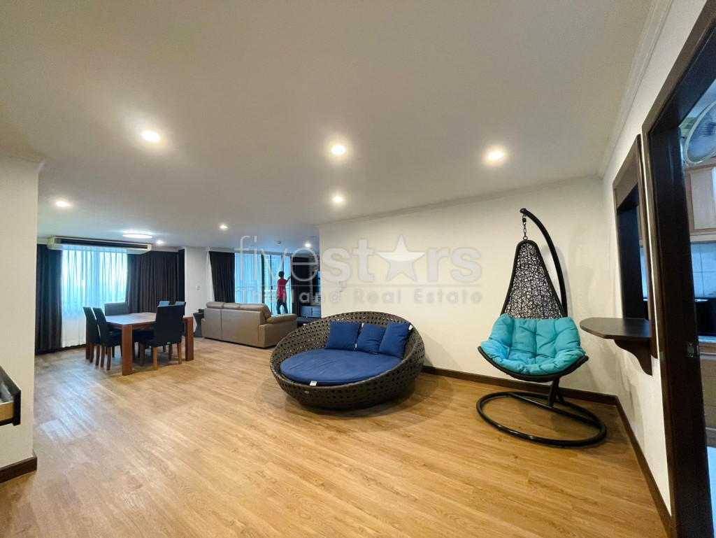 3-bedroom newly renovated condo for sale close to Phrom Phong BTS Station, photo 4