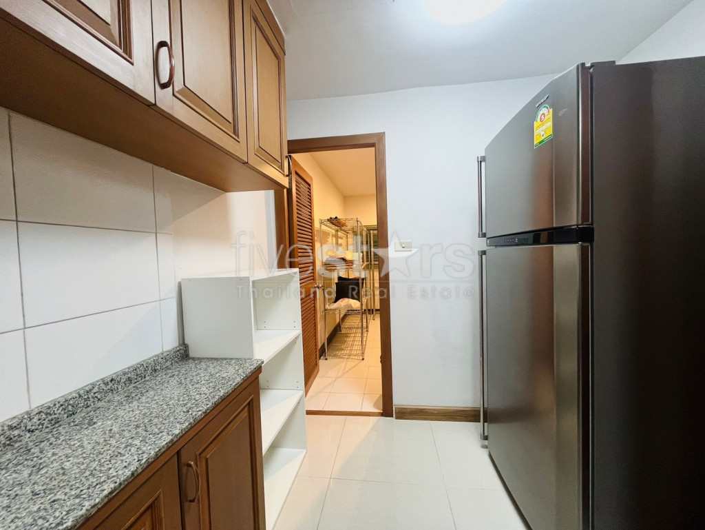 3-bedroom newly renovated condo for sale close to Phrom Phong BTS Station, photo 15