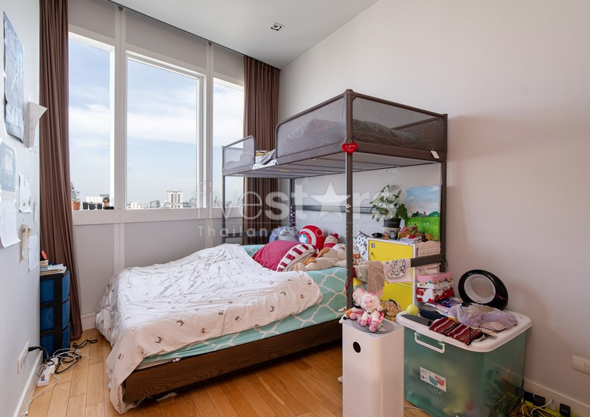Immense condo de 3 chambres à louer à Phrom Phong, photo 5