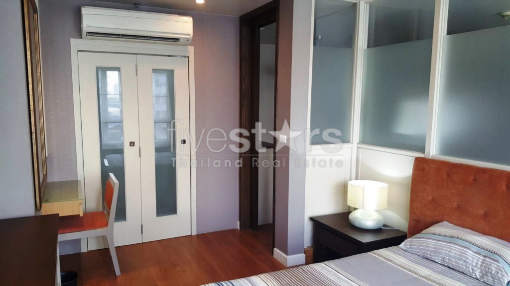 A louer appartement 1 chambre dans le quartier de Phromphong, photo 6