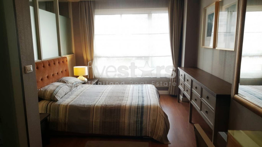 A louer appartement 1 chambre dans le quartier de Phromphong, photo 8