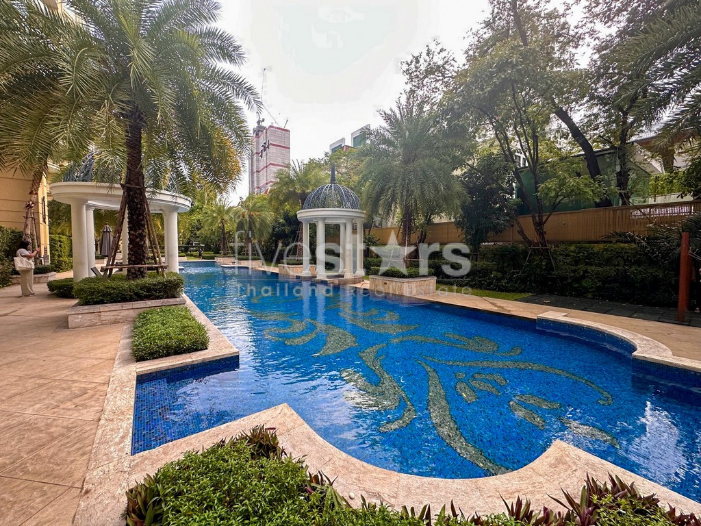 2-bedroom high-end condo for sale close to BTS Asoke, photo 18