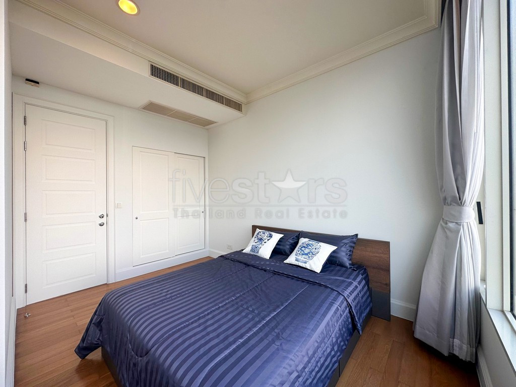 2-bedroom high-end condo for sale close to BTS Asoke, photo 11